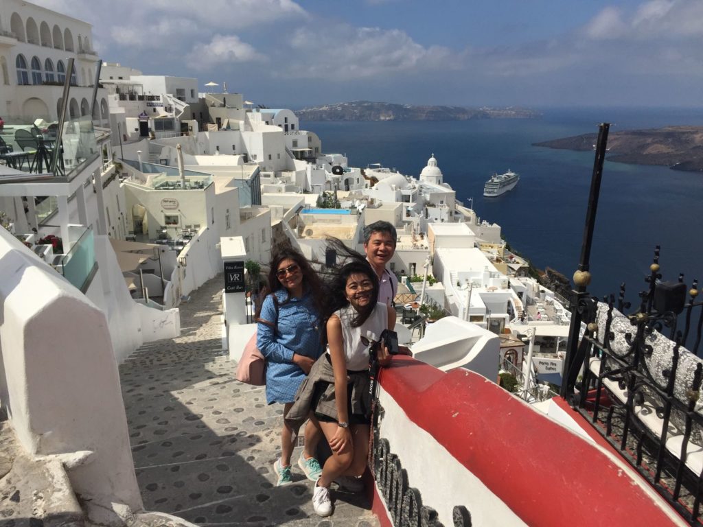 What is the best time to visit Santorini Greece?