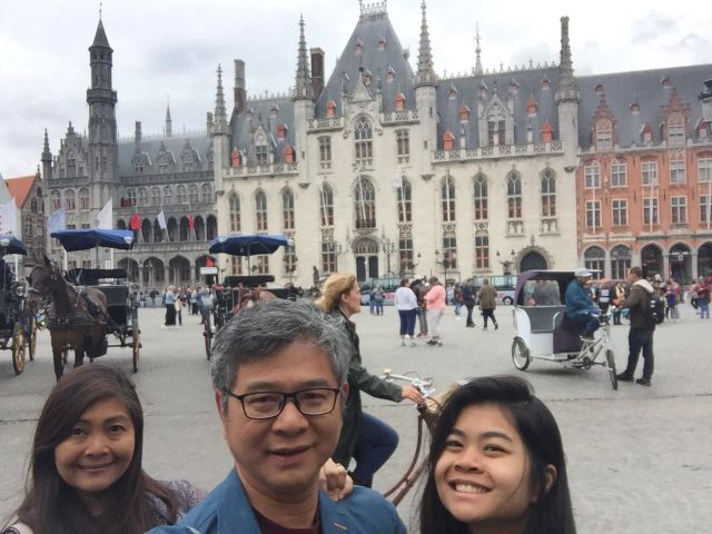 the MARKT in Bruges