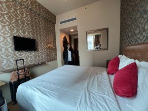 Hong Kong Hotel